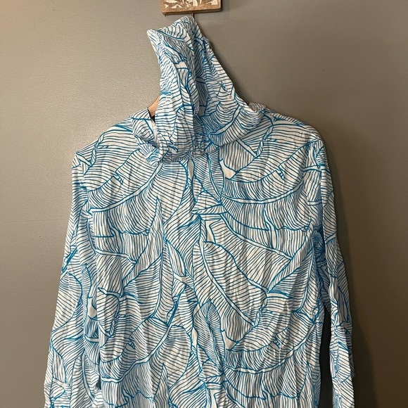 Charlie Holiday The Coco Coverup - Picture 9 of 12